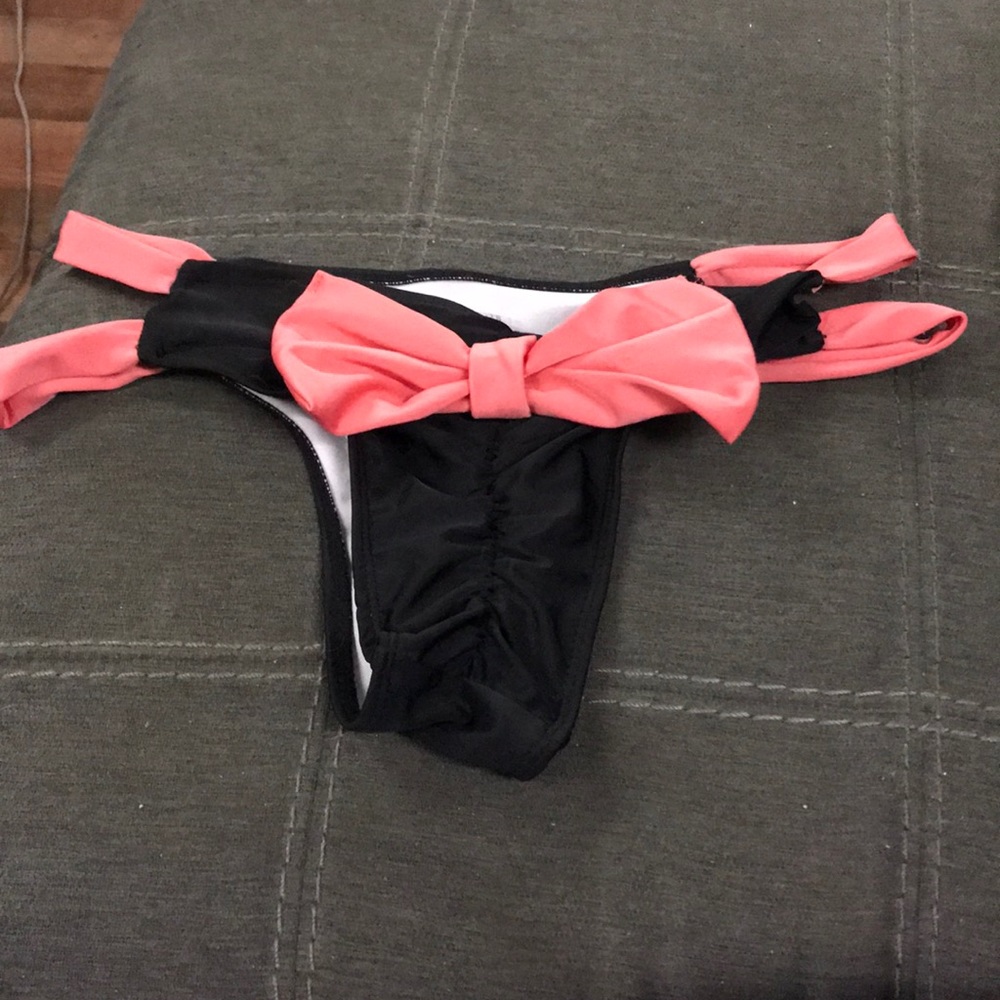 Never Worn Ruched with Bow bikini bottom